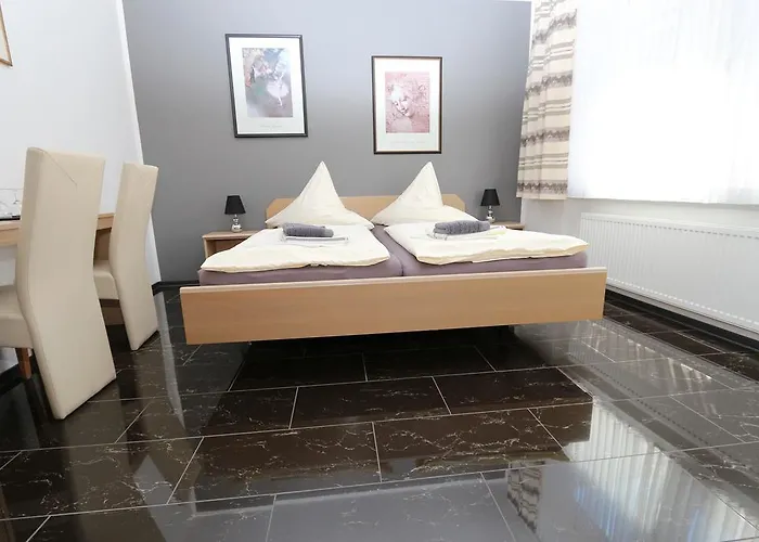 Gaestehaus Am Roemerbad Zell an der Mosel