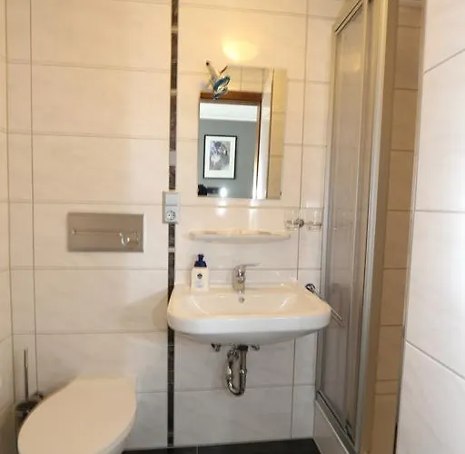 Gaestehaus Am Roemerbad 3*